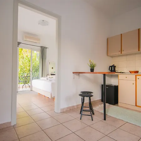 Hotel apartamentowy Karmar Dassia (Corfu)