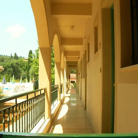 Karmar Hotel apartamentowy Dassia (Corfu)