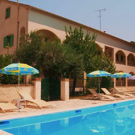Hotel apartamentowy Karmar Dassia (Corfu)